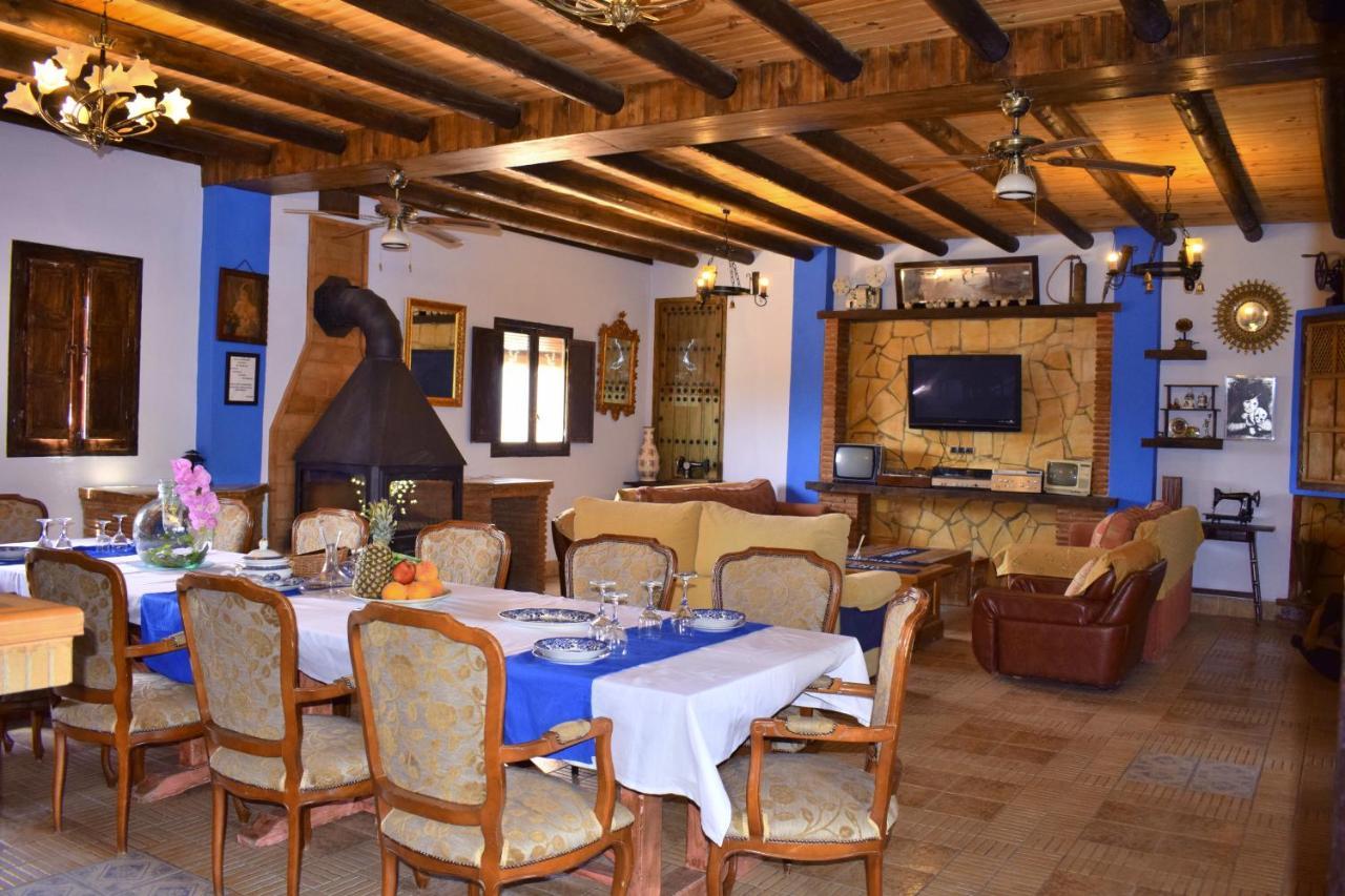 Rural La Vina Rural House Palenciana Villa Exterior photo